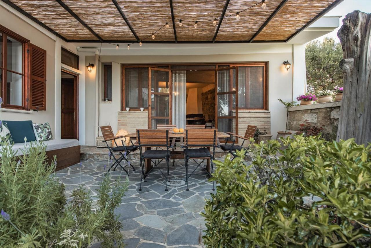 Villa Gioia - Secret Gem With Private Garden Katastárion Dış mekan fotoğraf